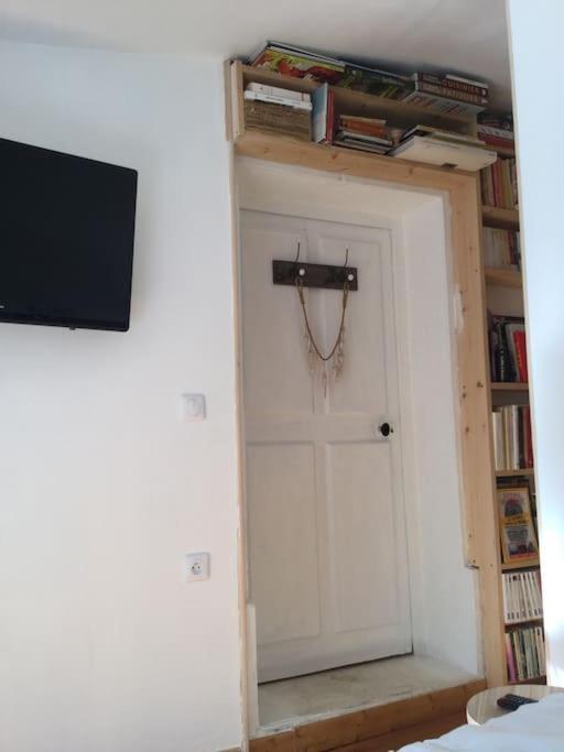 Ferienwohnung Studio Close Fourviere Very Quiet & Small Terrace Lyon Exterior foto
